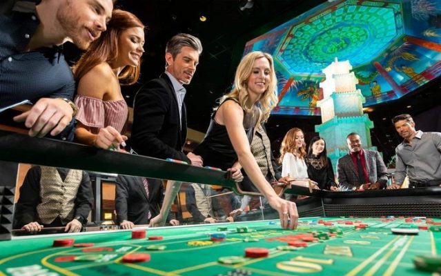 Casino nghĩa là gì? Hình thức và Cách chơi Casino online